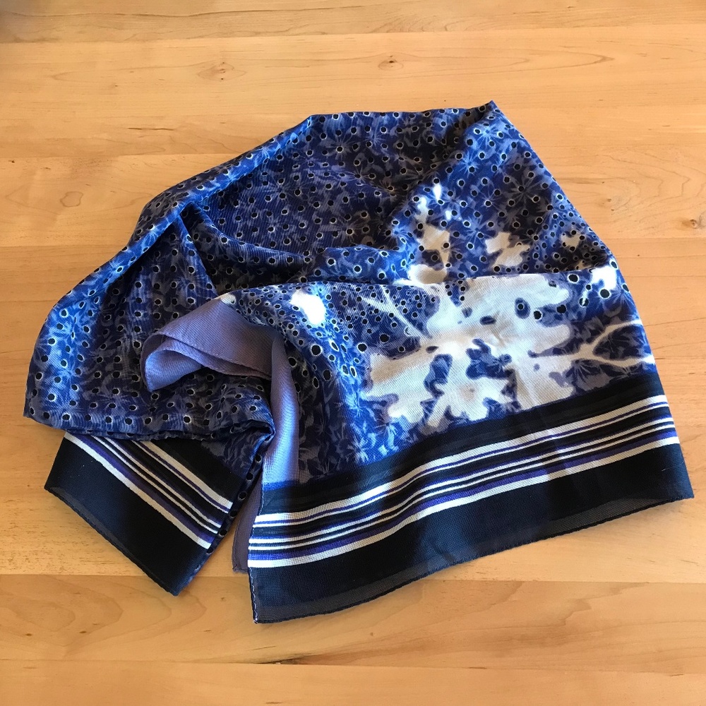 Ellie Tahari scarf, Blue and Purple